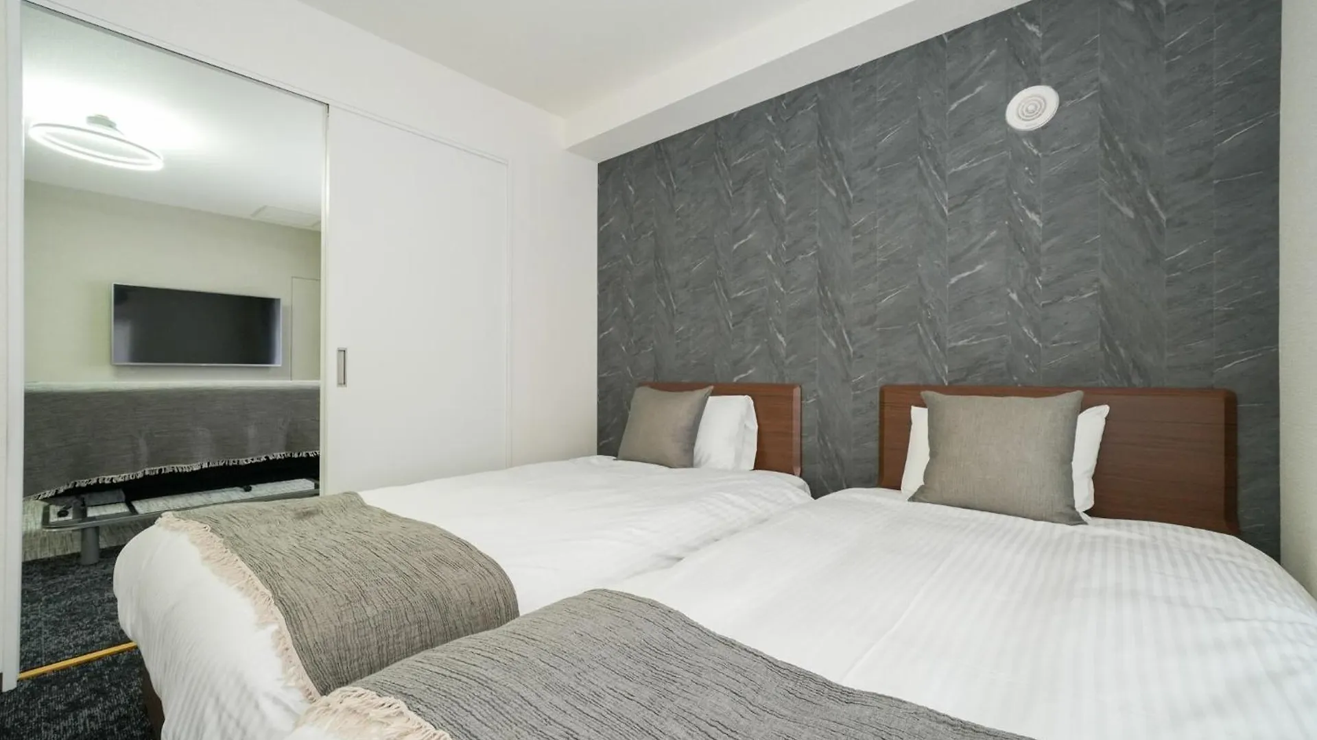 37Th Matsui Building 303, 901, 1002 - Vacation Stay 79190V Szapporo 0*,